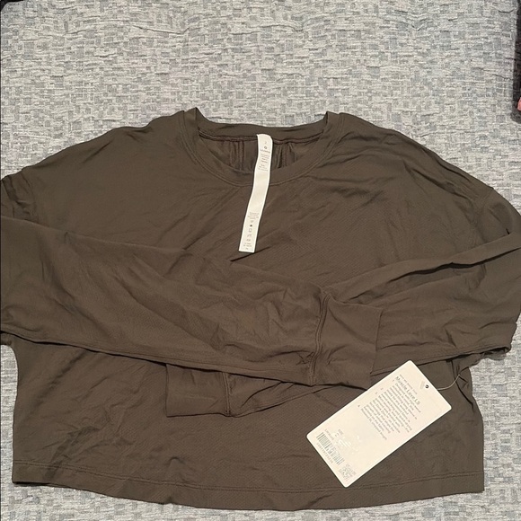 lululemon athletica Tops - Lululemon Muscle Long Sleeve Shirt Size 2